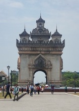 Boozing and Musing in Vientiane